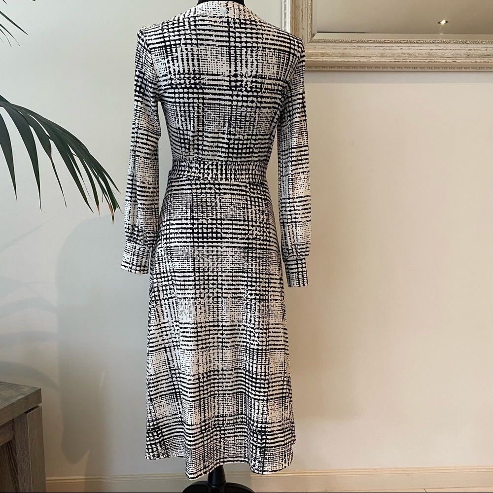 H&M Gingham White and black Faux Wrap Formal Midi Dress Long Sleeves Size 10 - Picture 10 of 10